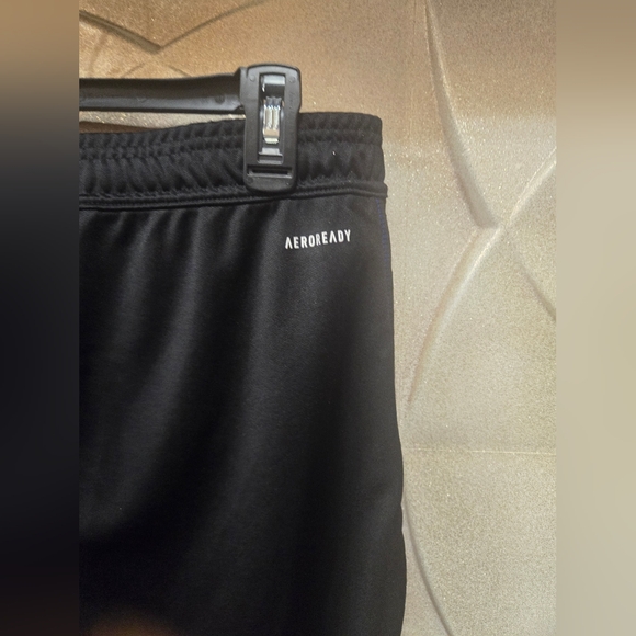 Adidas Women's Track Pants Size Medium Black With Red/White/Blue Stripes - Picture 4 of 4